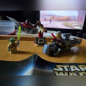 ⭐️LEGO 7103 Star Wars Jedi Duel Building Set⭐️